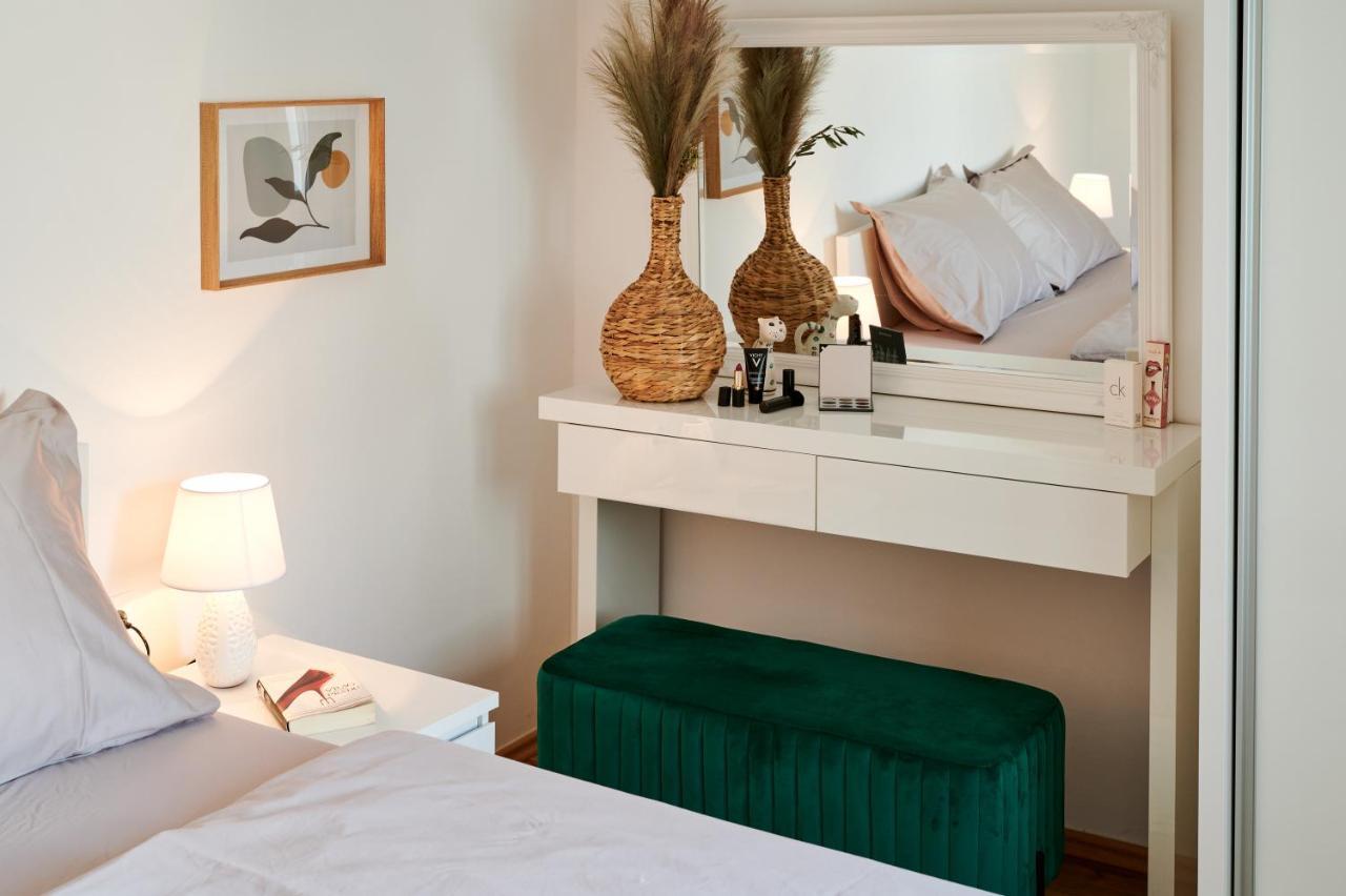 Modern & Spacious Rooftop Apartment With Natual Sunlight Split Zewnętrze zdjęcie